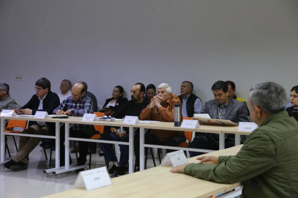 Reunión de trabajo con intendentes del departamento Central.